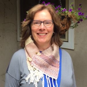 Meet your Posher, Lorraine